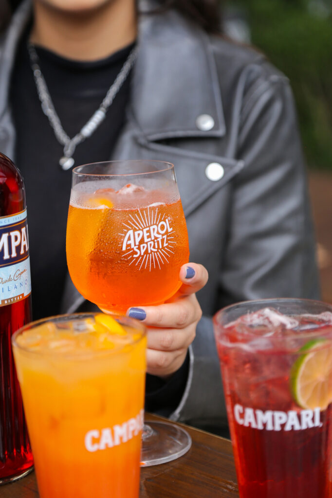 Bares de Curitiba promovem Open day de Aperol Spritz – Cred Iuri Poletti