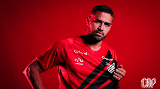 Alan Kardec chega ao Athletico Paranaense