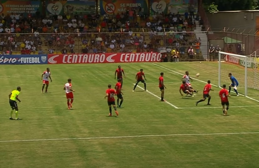 Jogador do Audax marca o gol com o braço: Athletico eliminado da Copinha