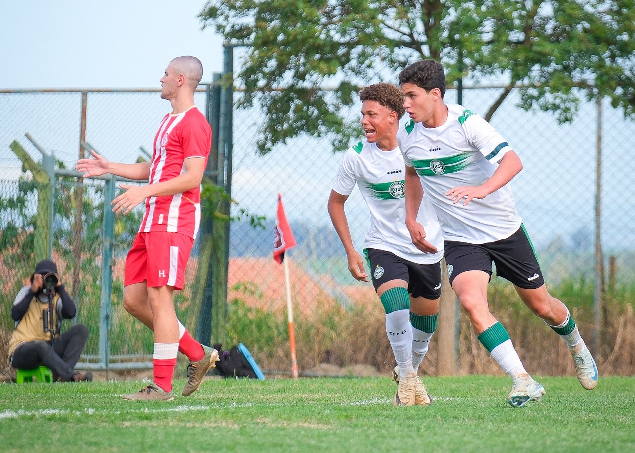 Coritiba 2x1 Hercílio Luz