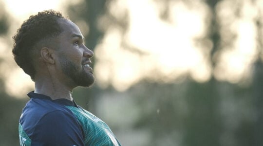 Everaldo em treino do Coritiba