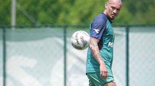O zagueiro Maicon, reforço do Coritiba para 2025