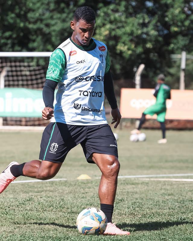 Rodrigo Santos, do Maringá