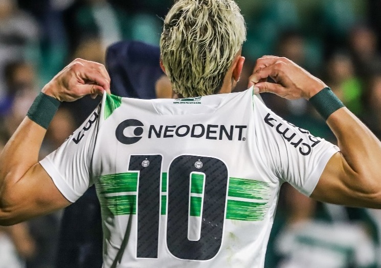 Patrocínio da Neodent na camisa do Coritiba