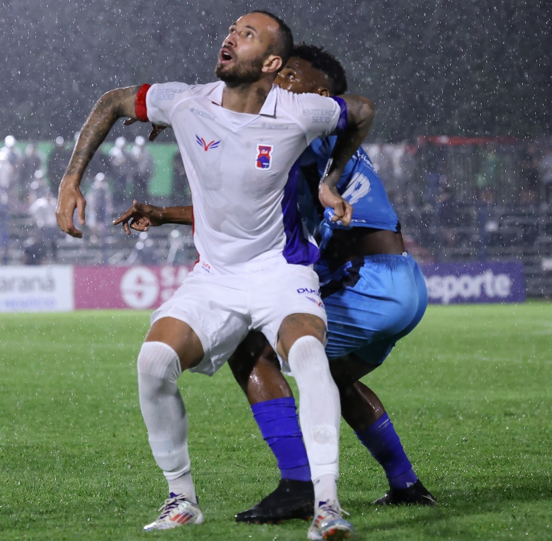 Azuriz x Paraná Clube
