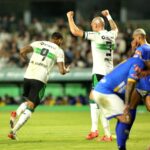 Junior Brumado e Maicon em Coritiba x São Joseense