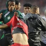 Briga entre Coritiba e Athletico no Couto Pereira