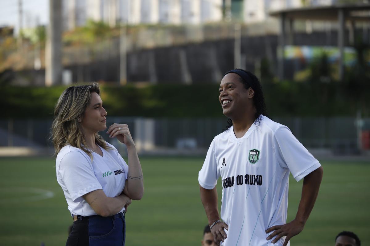 Ronaldinho Gaúcho e Fernanda Gentil