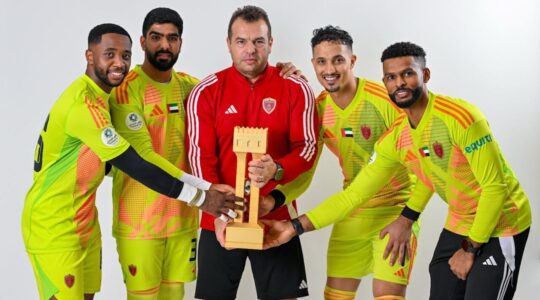 Hazza Ammar, Zayed Ahmed, Cristopher Sales, Mohammed Alshamsi e Rashed Ali