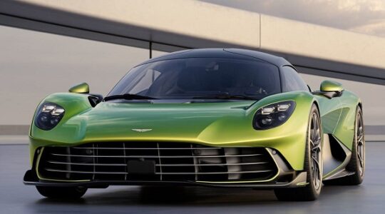 aston-martin-valhalla-2026
