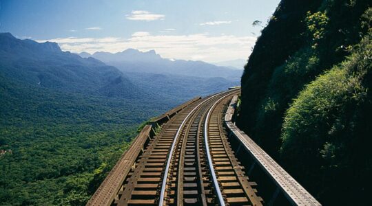 linha de trem curitiba morretes