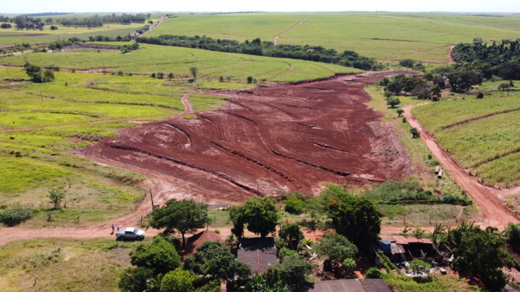 Obra de preenchimento de erosão, em Colorado