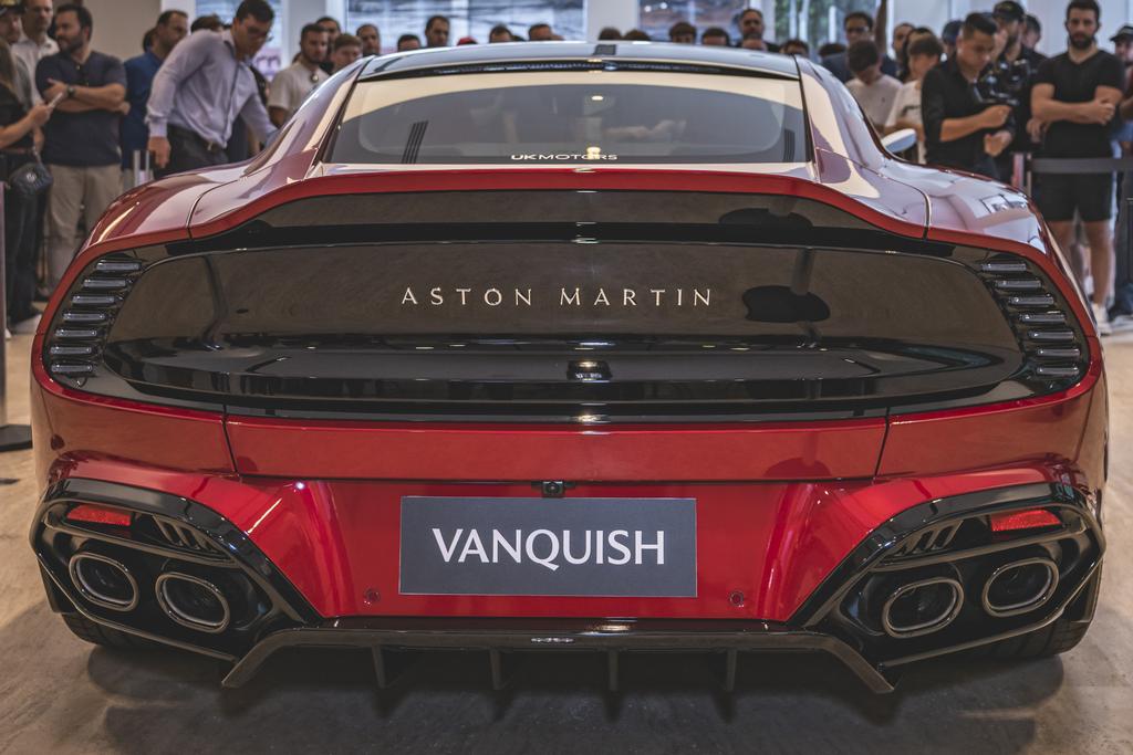 448197_1141087_250208___aston_martin___vanquish___155_web_
