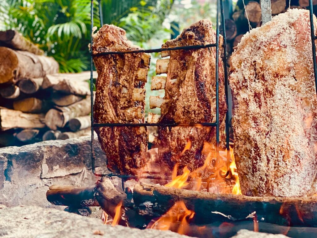 Costela no fogo de chão (foto Fernando Smak)