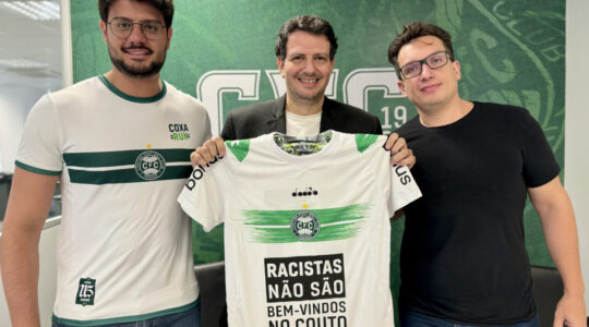 Camisa do Coritiba no Museu do Holocausto