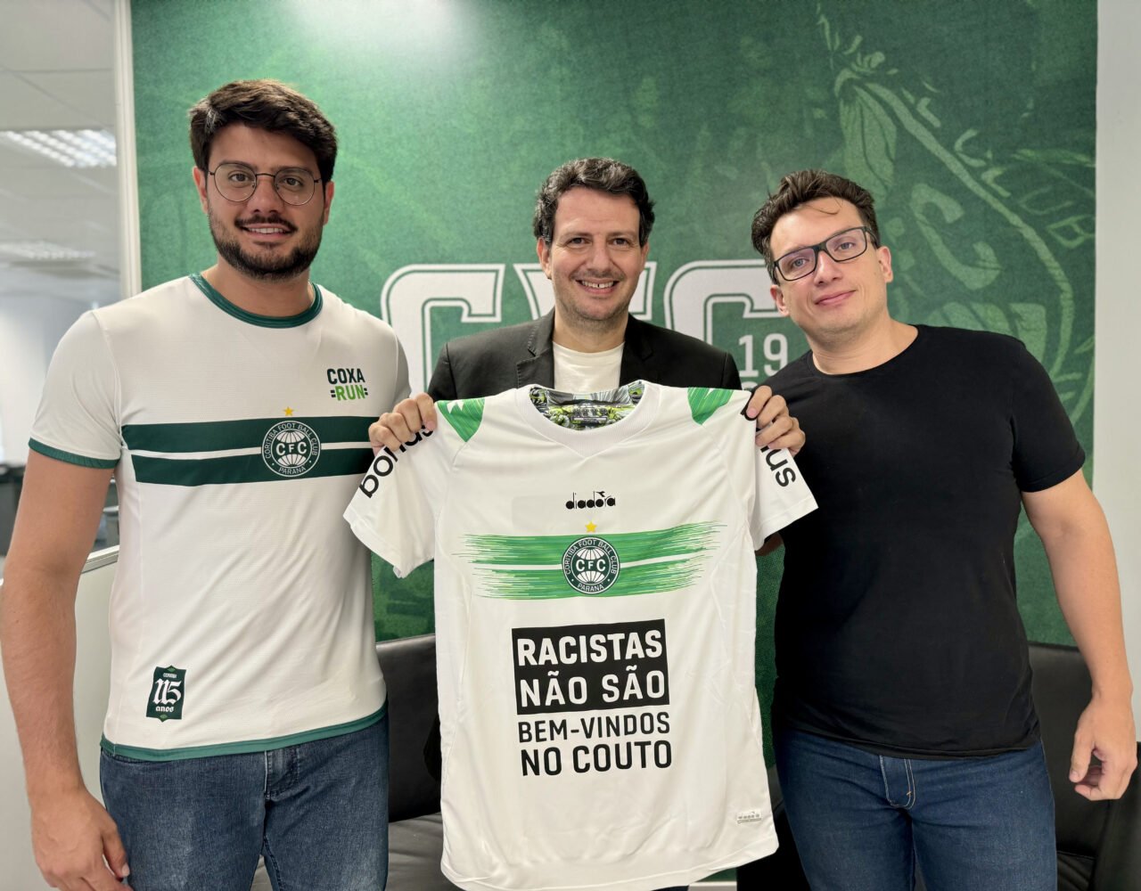 Camisa do Coritiba no Museu do Holocausto