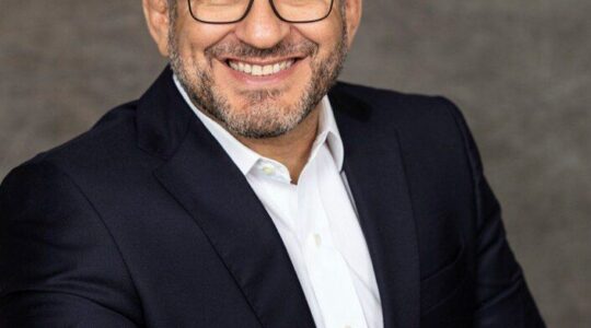 Empresário Arthur Machado: Uma Ponte Entre Instituições Brasileiras e Norte-Americanas