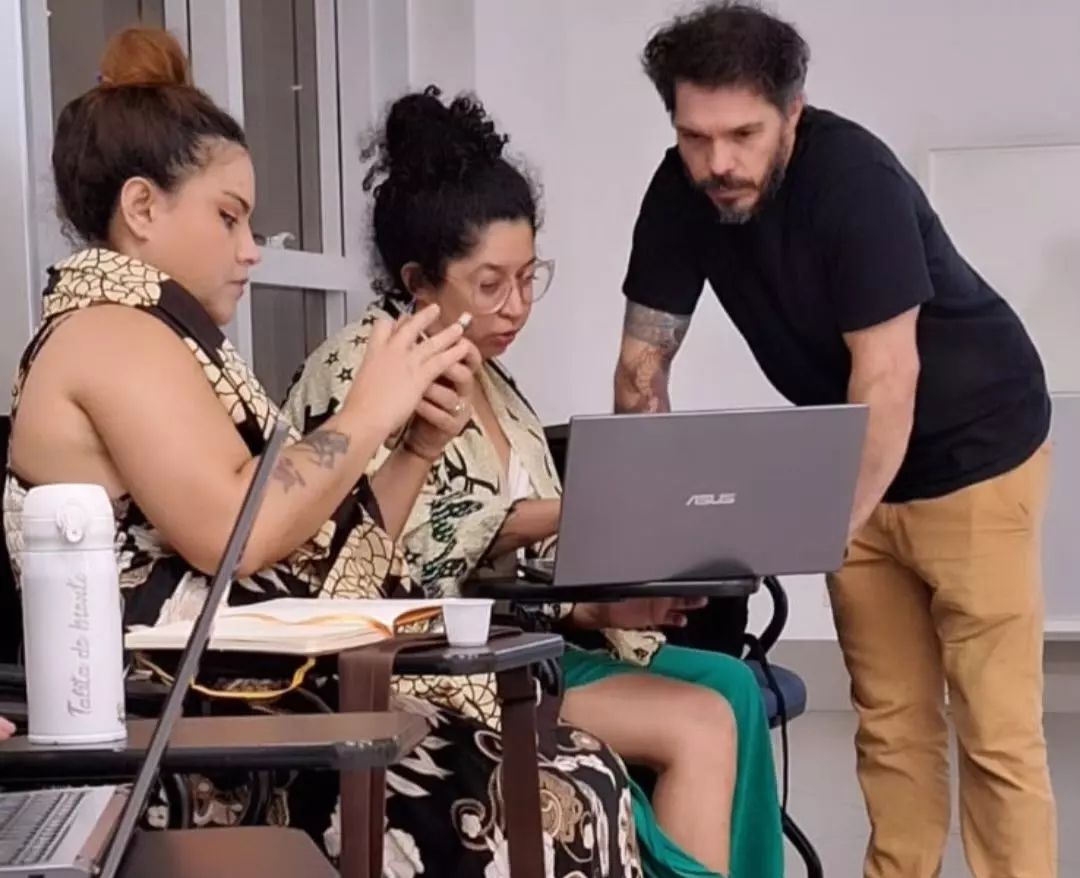 Cia-Bravata-Curso-para-Artistas-Circenses-SESC-Piaui-aula(1)