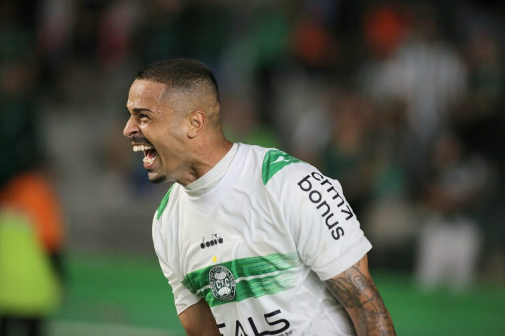 Dellatorre em Coritiba x Rio Branco