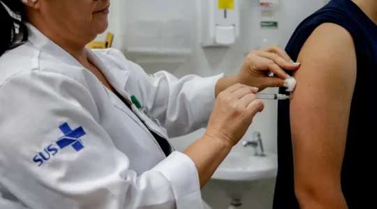 Vacina contra a dengue