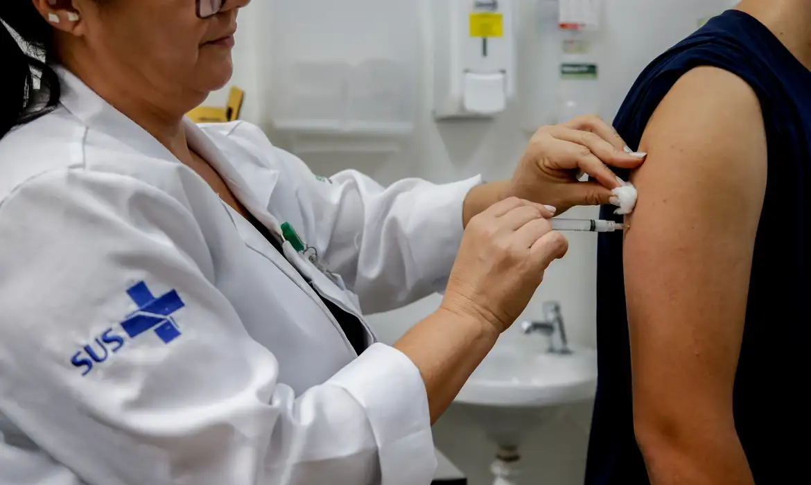 Vacina contra a dengue