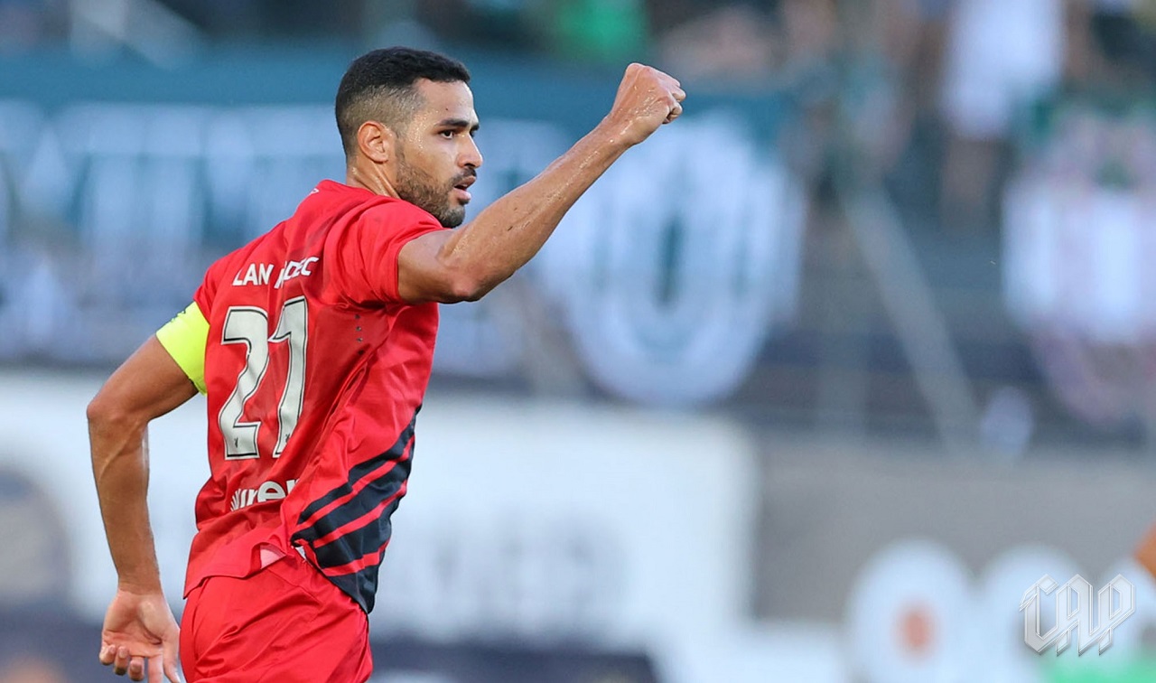 Alan Kardec comemora em Maringá x Athletico
