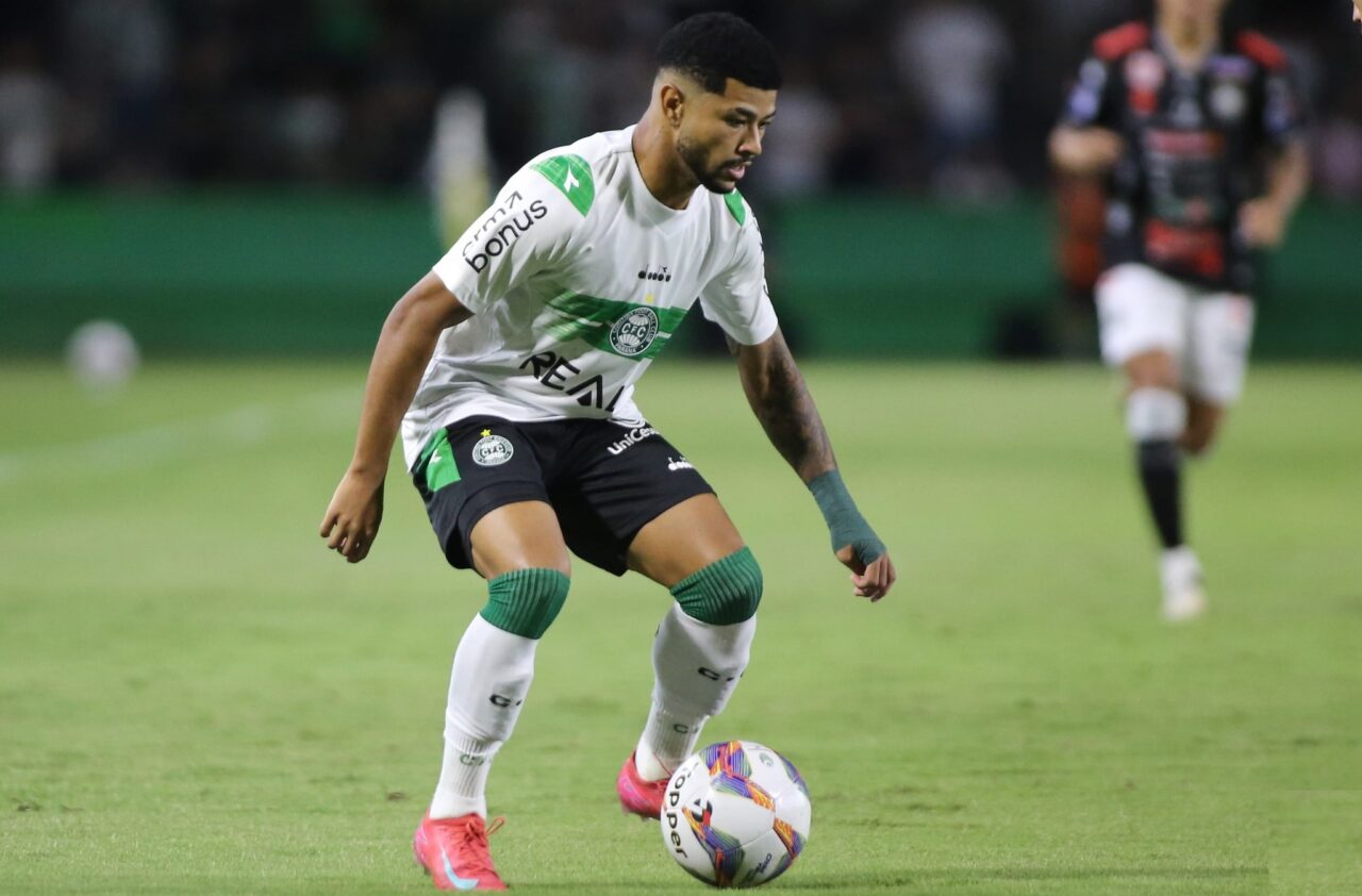 Lucas Ronier, do Coritiba