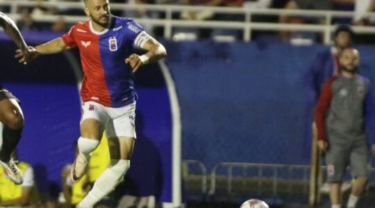 O ponta Diego Tavares, do Paraná Clube