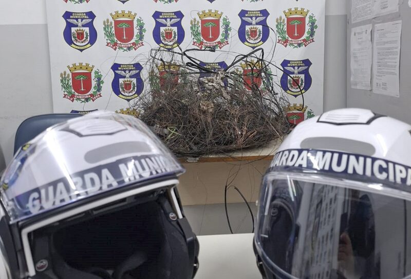 Guarda Municipal prende dois suspeitos de receptação de fios em Curitiba