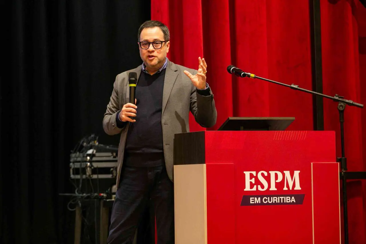 Tatsuo Iwata ESPM credito Aurelio Stanki