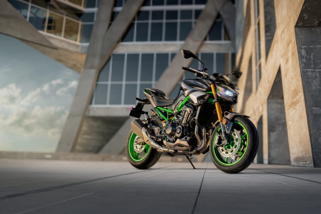 Z900-R-EDTION-003
