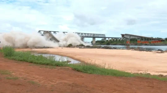 implosao de ponte