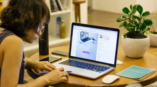 Como construir uma marca online: um guia prático