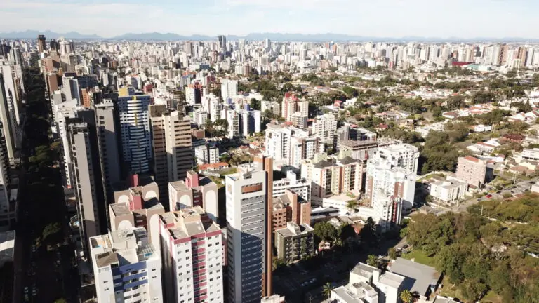 Curitiba: imóveis