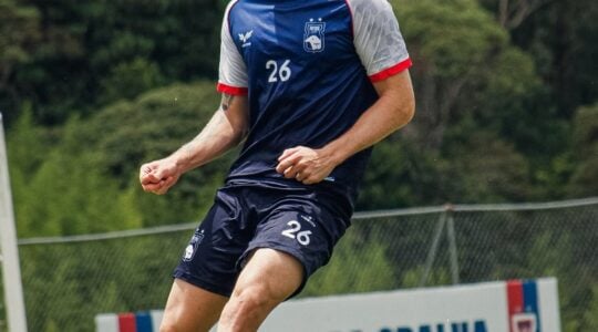 O atacante Joesley, em treino do Paraná Clube