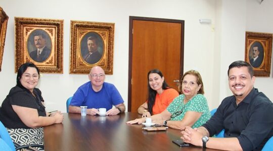 Fortalecendo vozes