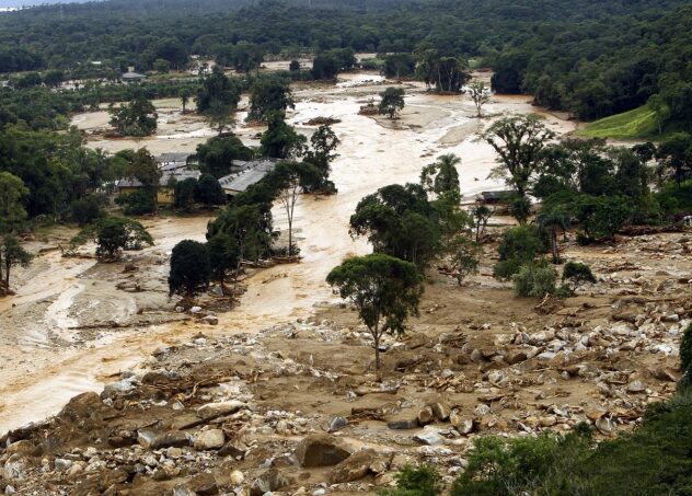 Foto defesa Civil área destruída