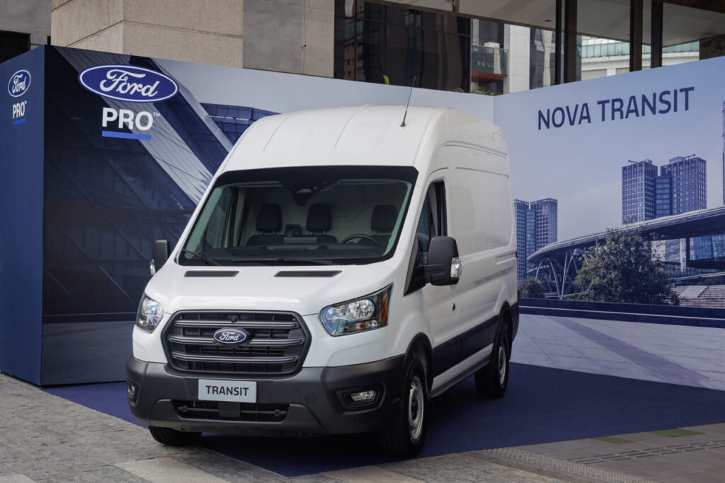 NovaFordTransit2026_FurgãoCargo
