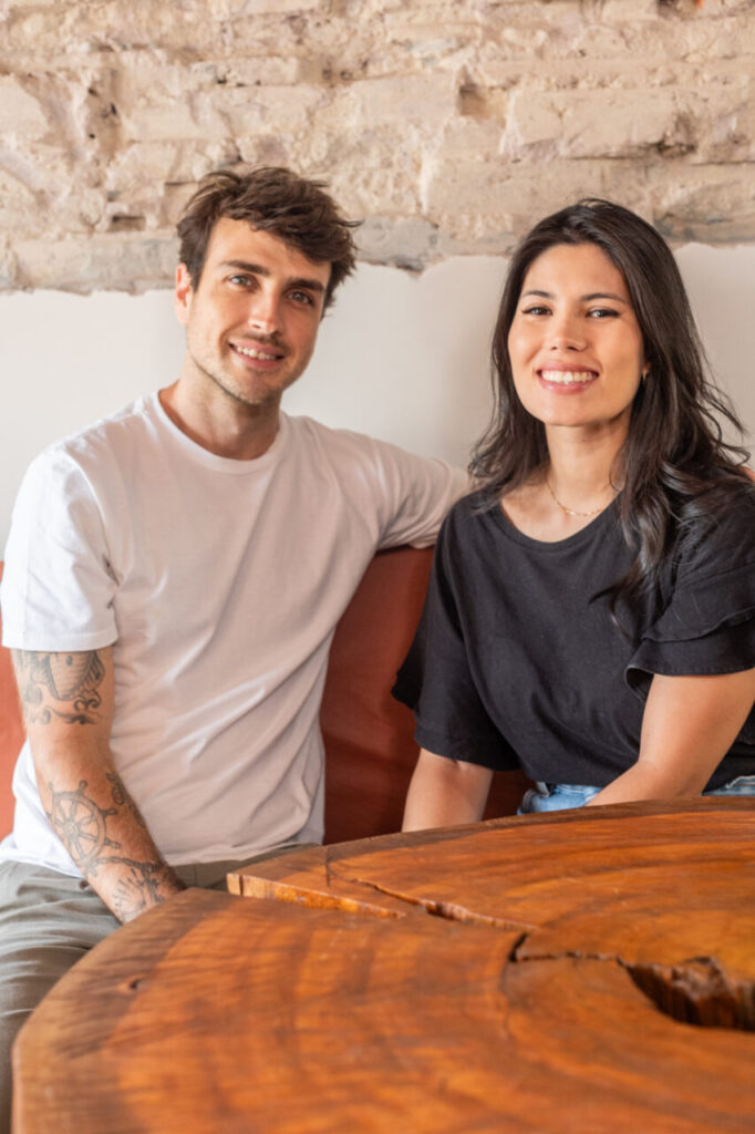 O casal de empreendedores Gustavo Marques e Nicoli Hattori Foto Munir Bucair Filho