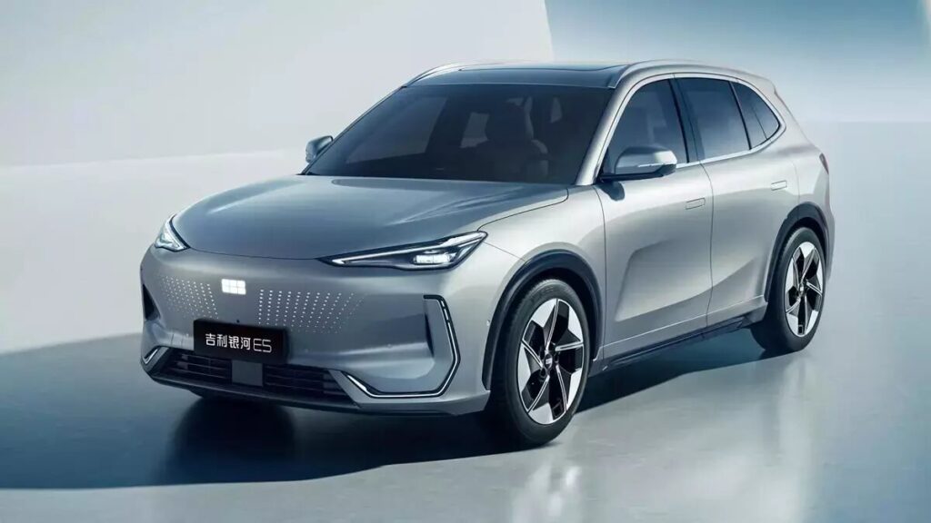 SUV elétrico EX5 está em testes no país