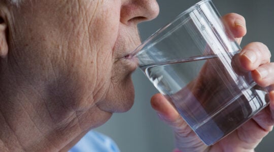 beber agua