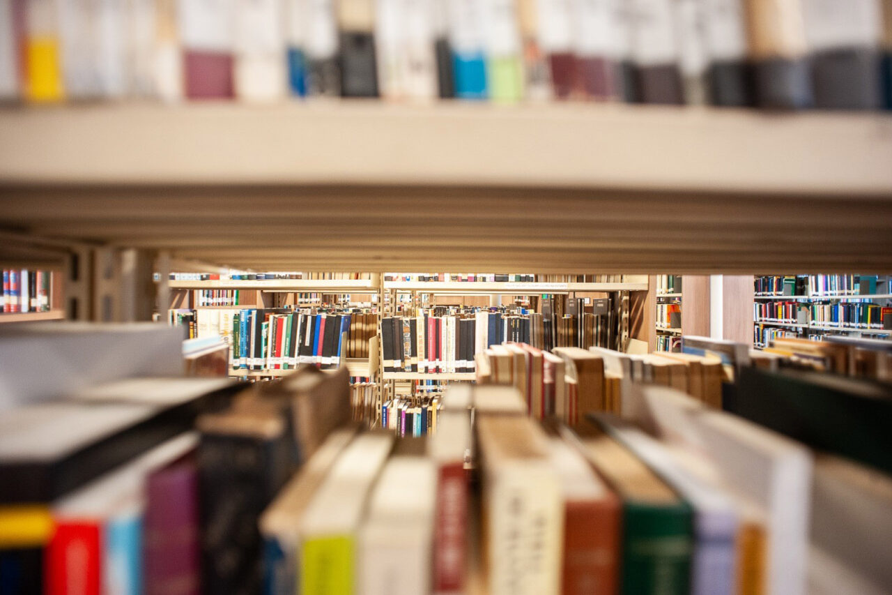 biblioteca_publica_do_parana._foto_por_daniel_caron