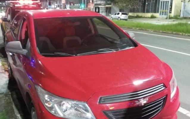 furou sinal vermelho
