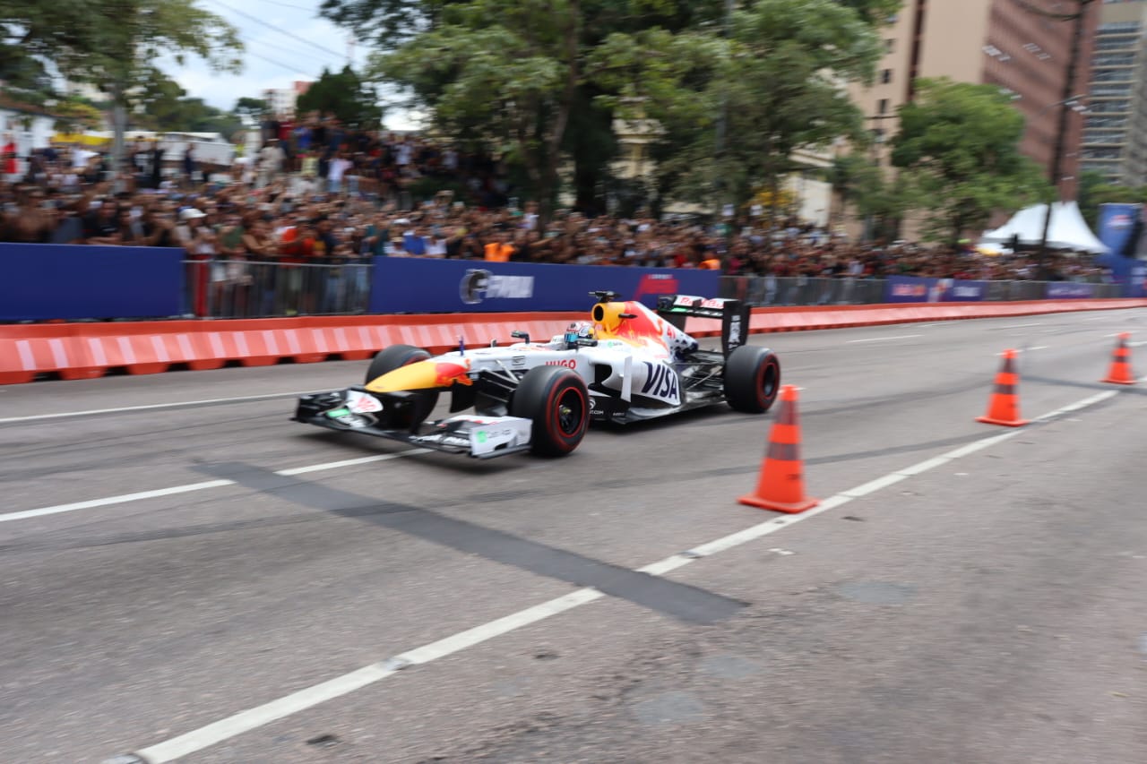 red bull showrun (2)