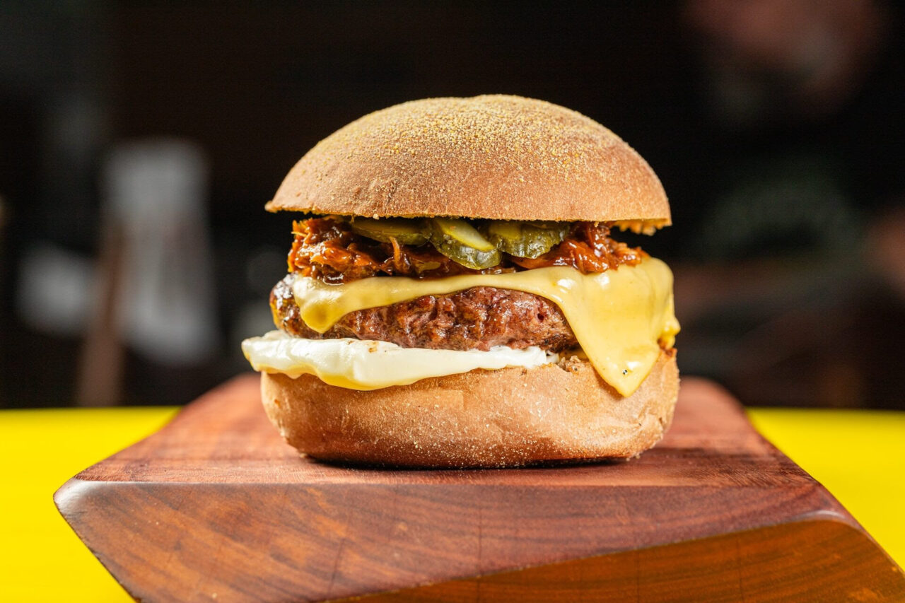 Lucky Pork Burger (foto Alex Trinks)