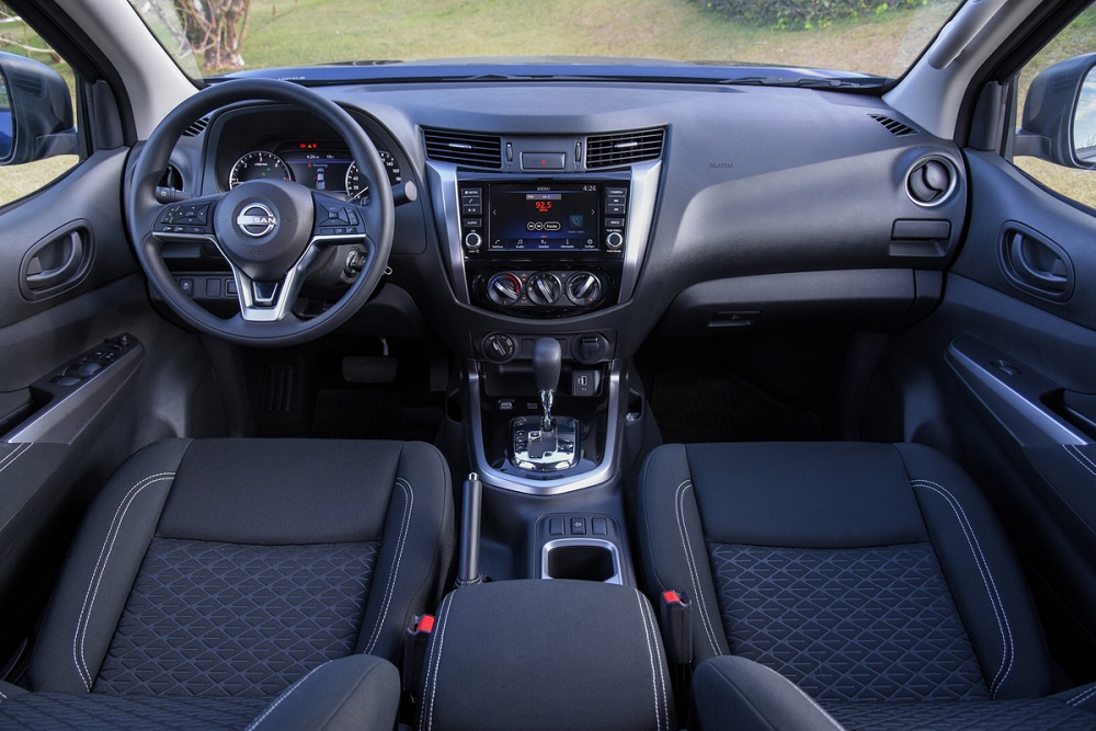Nissan Frontier Attack 2025