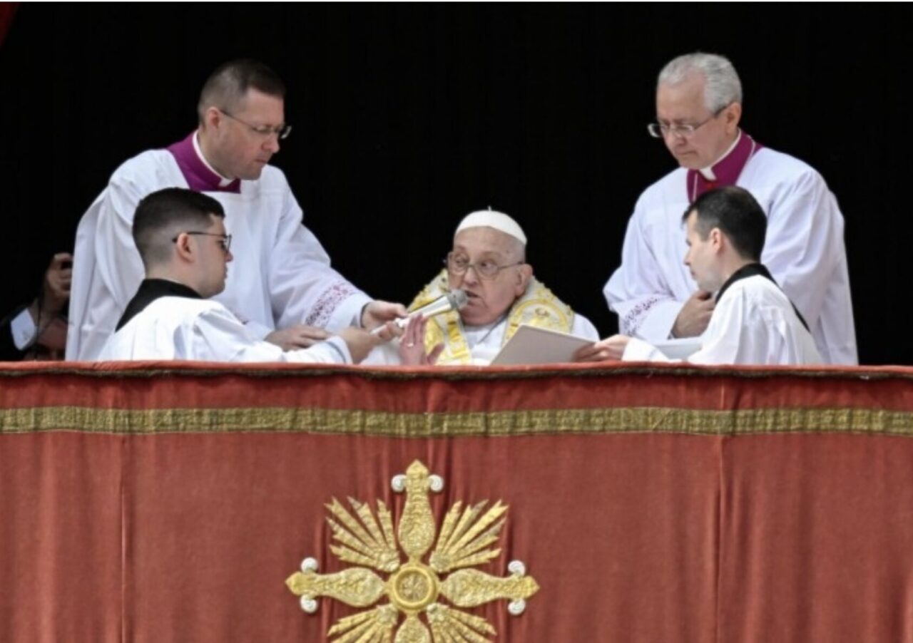 Papa Francisco na Bênção de Páscoa. Imagem: Vatican.va