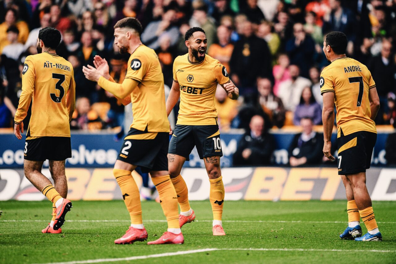 Ex-Coritiba, Matheus Cunha comemora gol do Wolves