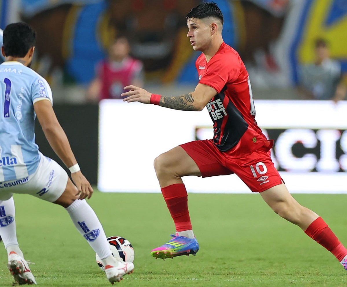 Zapelli, do Athletico, enfrenta o Paysandu