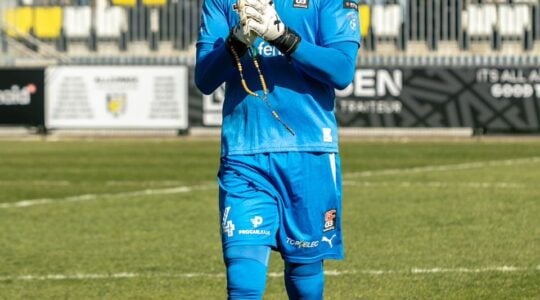 O goleiro Felipe, 41 anos, ex-Paraná Clube: campeão no Differdange